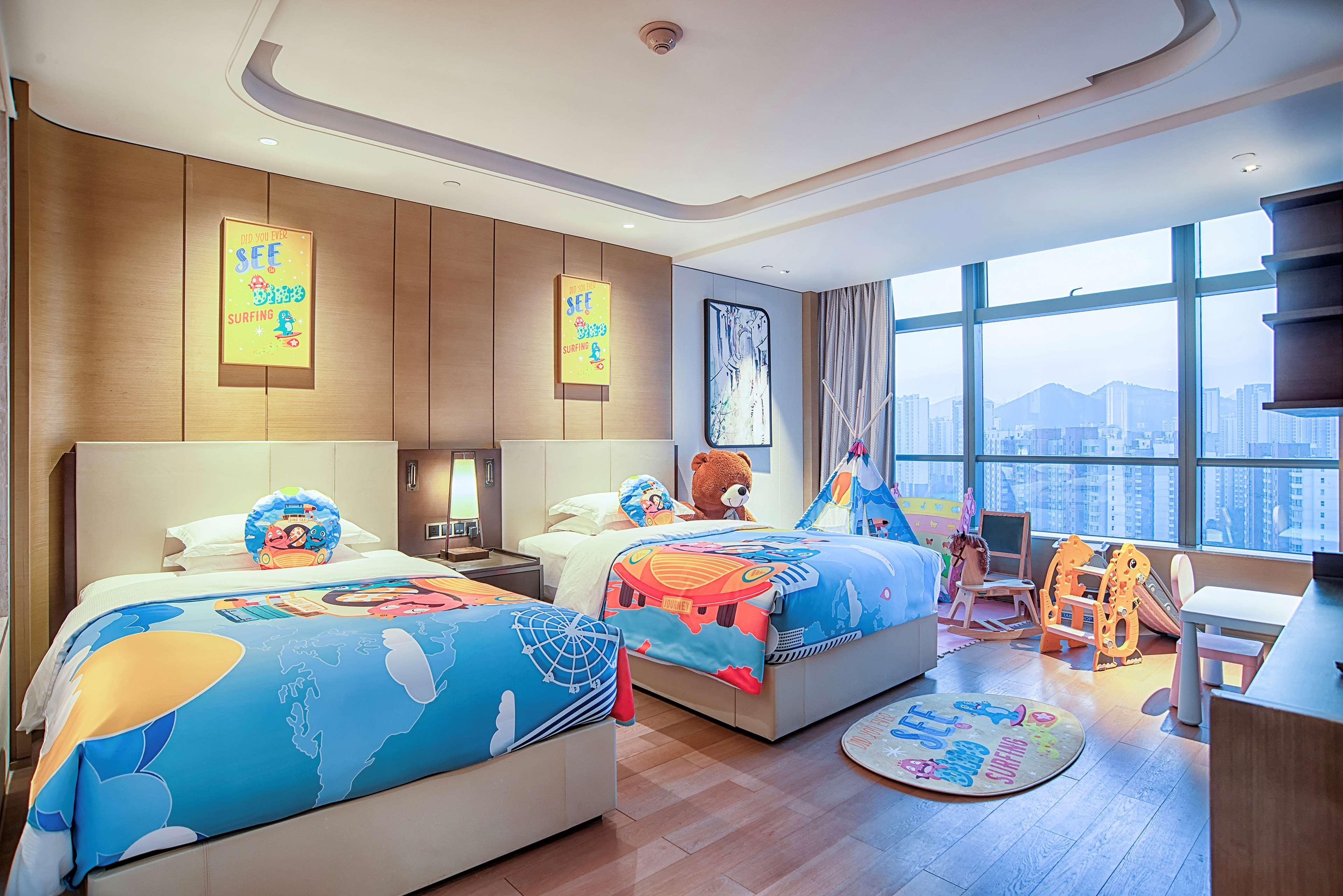 Hilton Jinan South Hotel & Residences Exteriör bild
