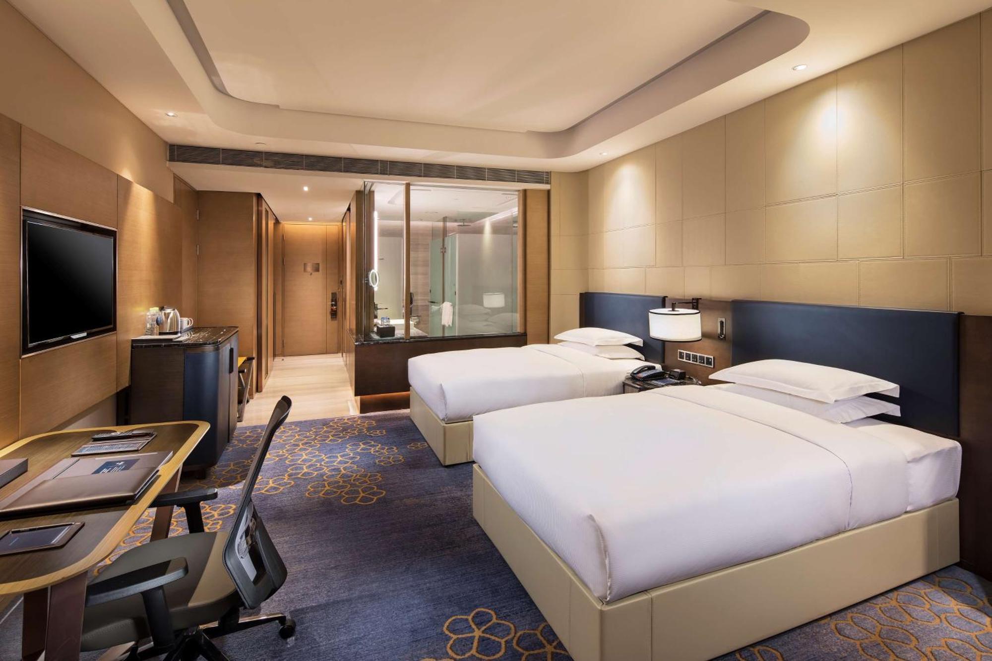 Hilton Jinan South Hotel & Residences Exteriör bild
