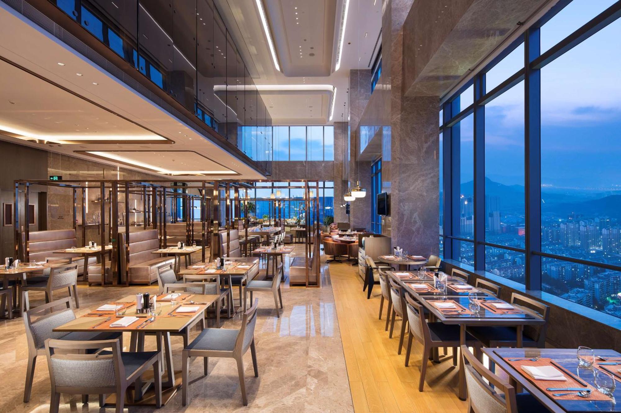Hilton Jinan South Hotel & Residences Exteriör bild